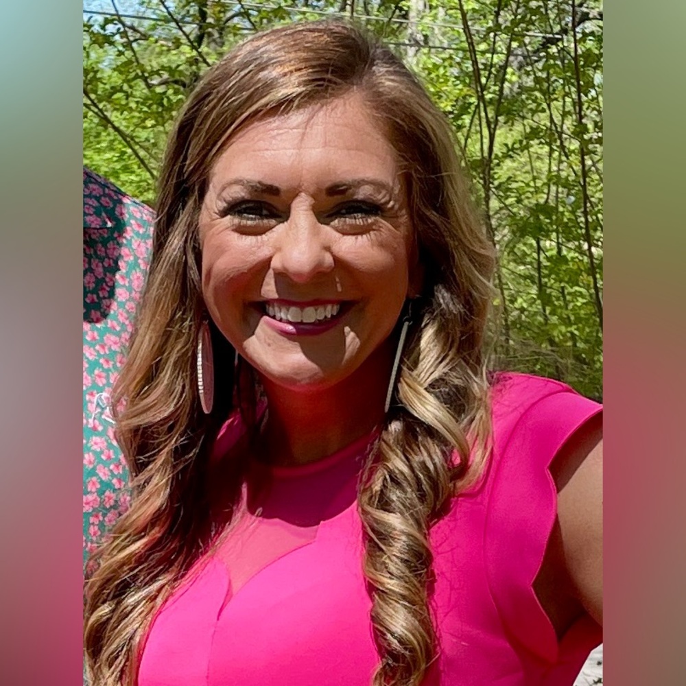 Meet your Posher, Lauren! 💕